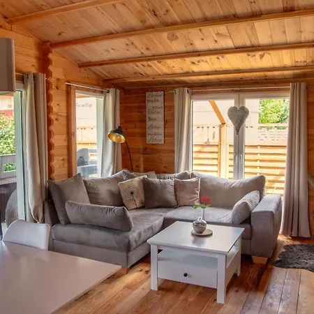 Strandhaus Bellin Holiday home *