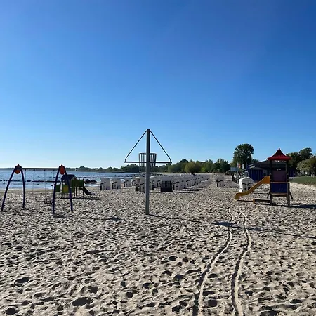 Holiday home Strandhaus Bellin
